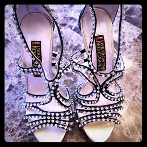 E! Live From the Red Carpet Heels